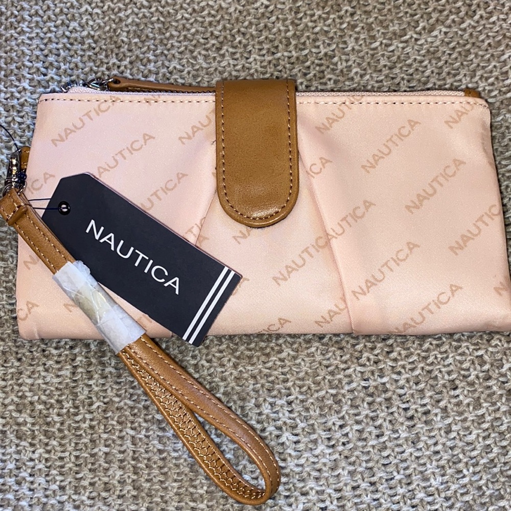 NWT NAUTICA WALLET!